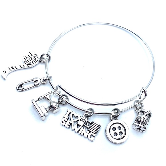 Seamstress Bracelet I Love Sewing - Picture 2 of 7